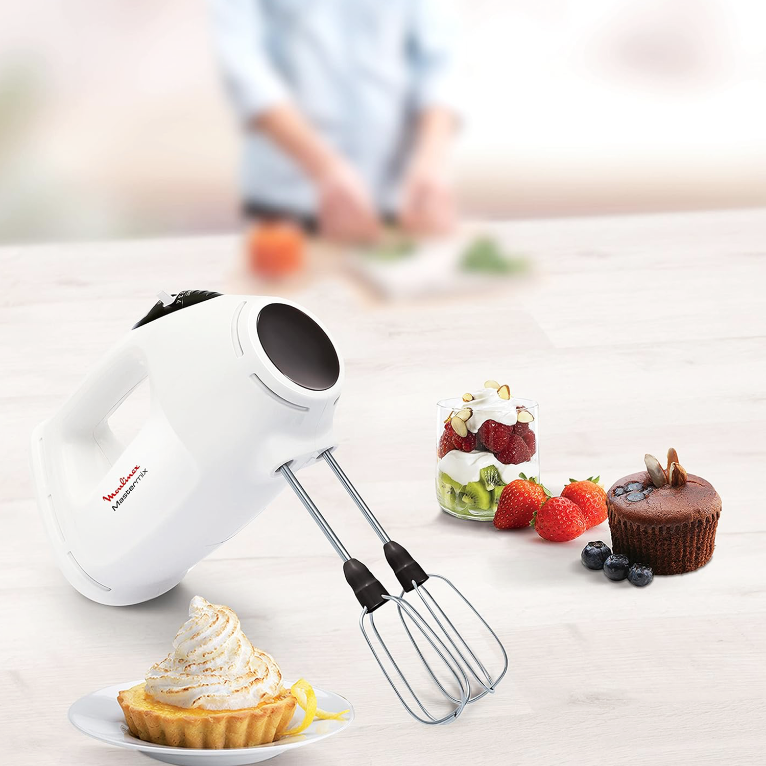 Moulinex Hand Mixer, 425 Watt, • HM400EEG